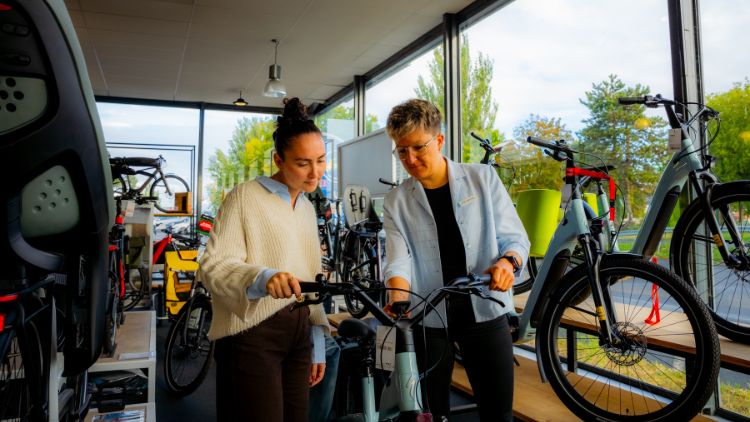 commercial-aupres-des-particuliers