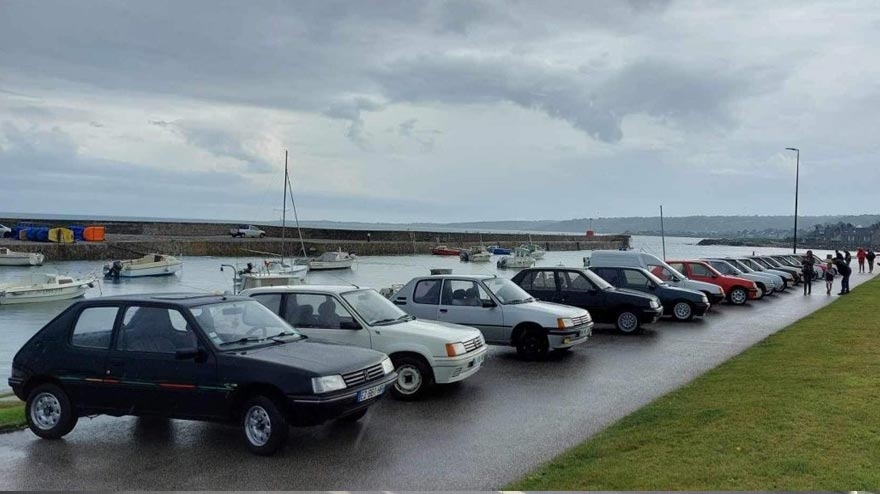 Peugeot Cherbourg fête les 40 ans de la Peugeot 205