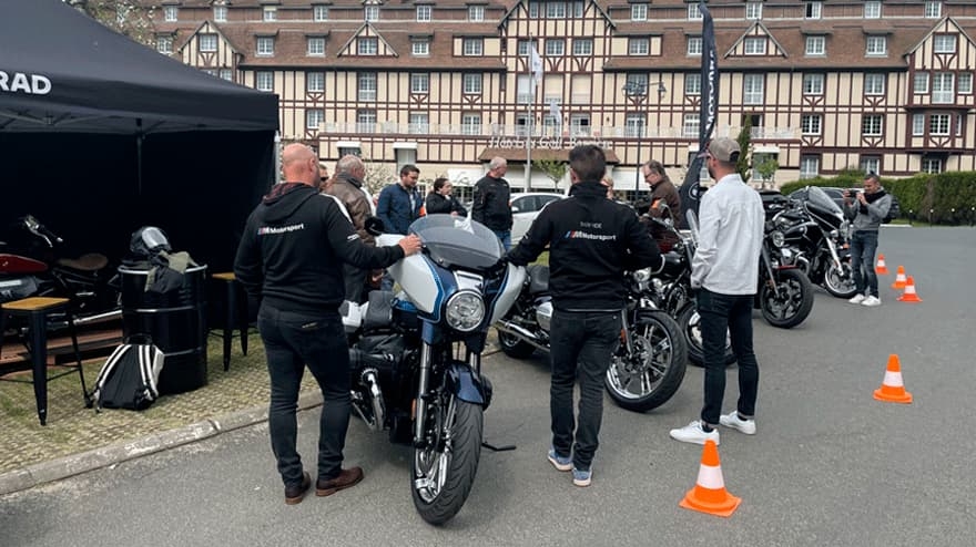 BMW R 18 Expérience Tour à Deauville